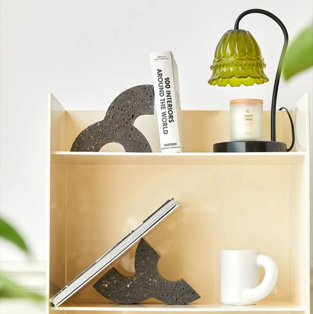 Perrara Bookend
