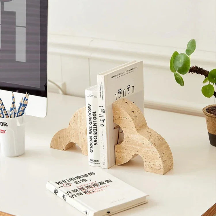 Perrara Bookend