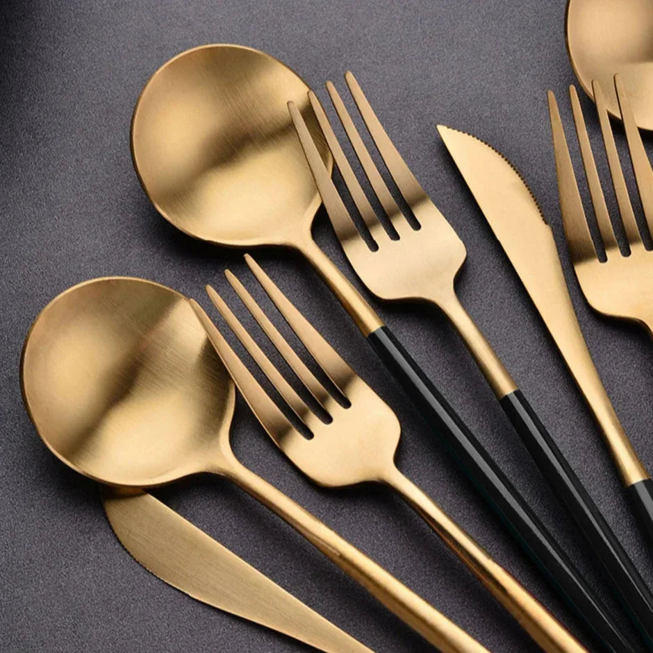 Perrorra Steel Cutlery Set
