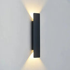 Quinbella Outdoor Wall Light
