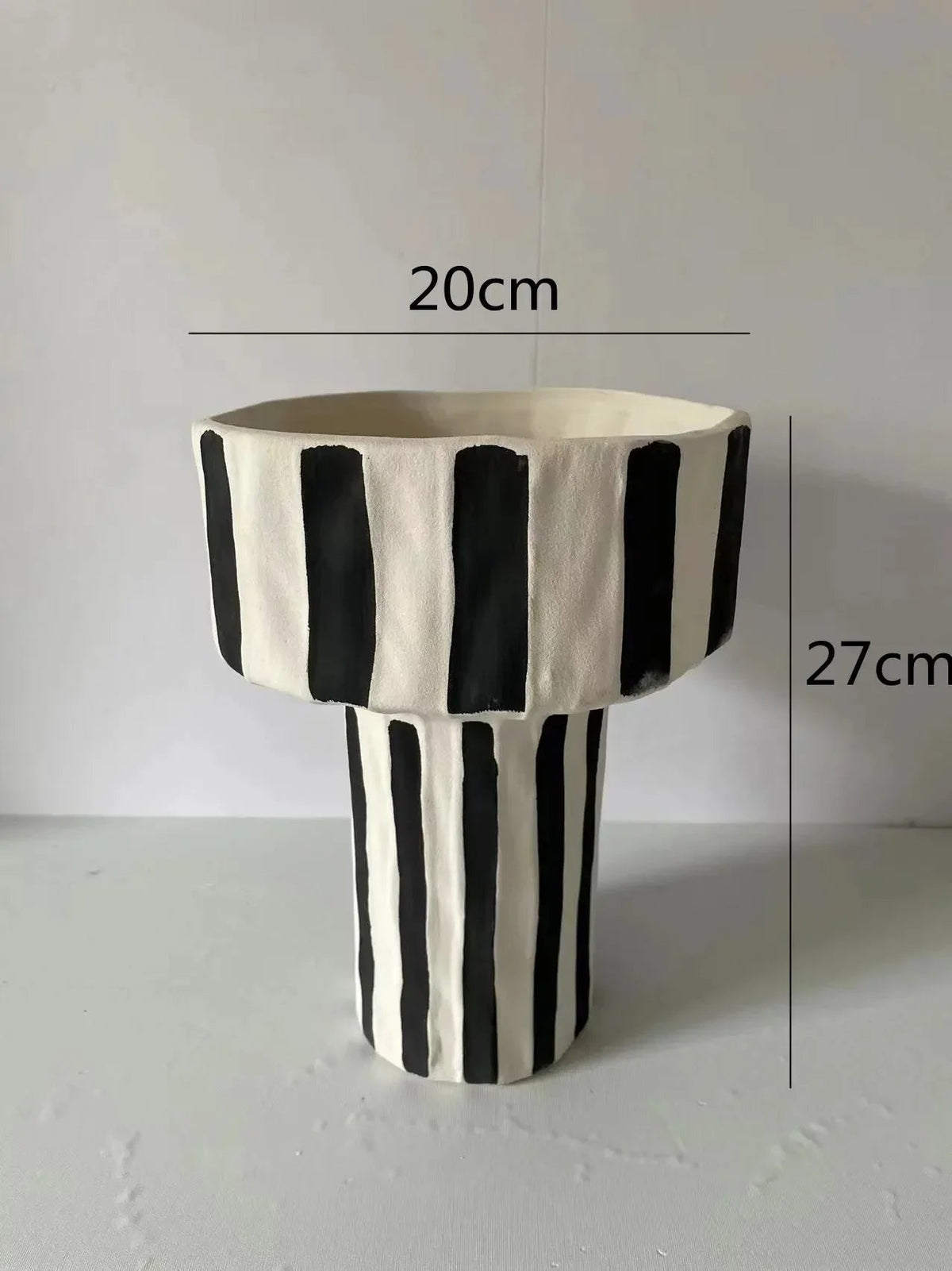 Quinfura Vase