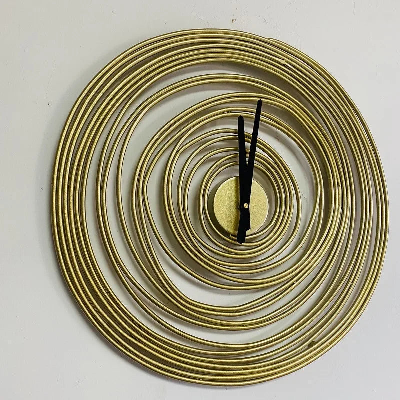 Quinmendo Wall Clock