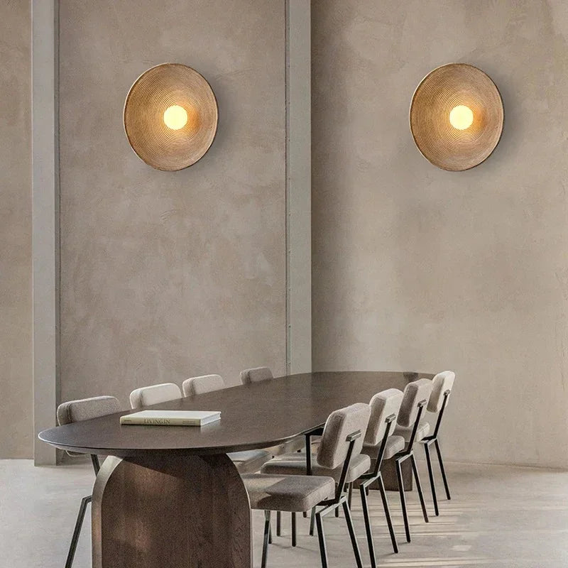 Quinstisa Wall Lamp