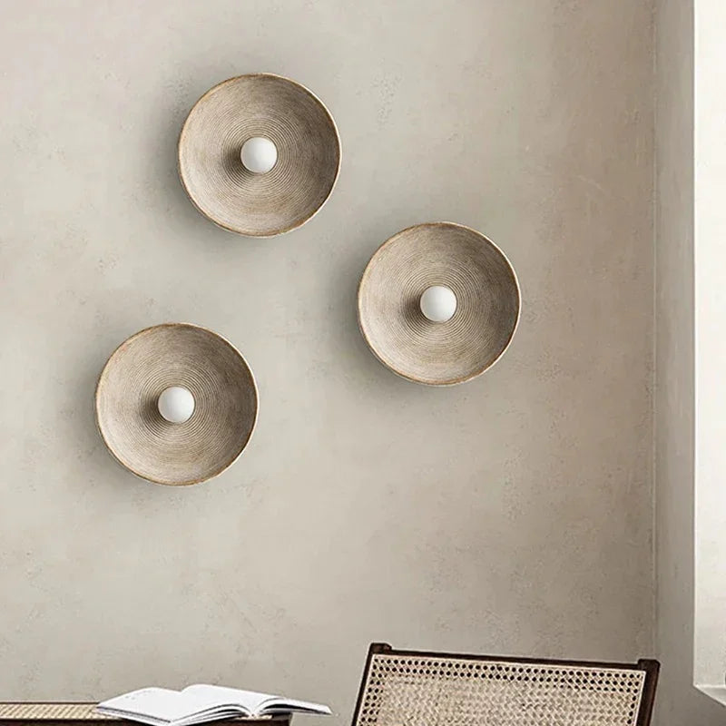 Quinstisa Wall Lamp