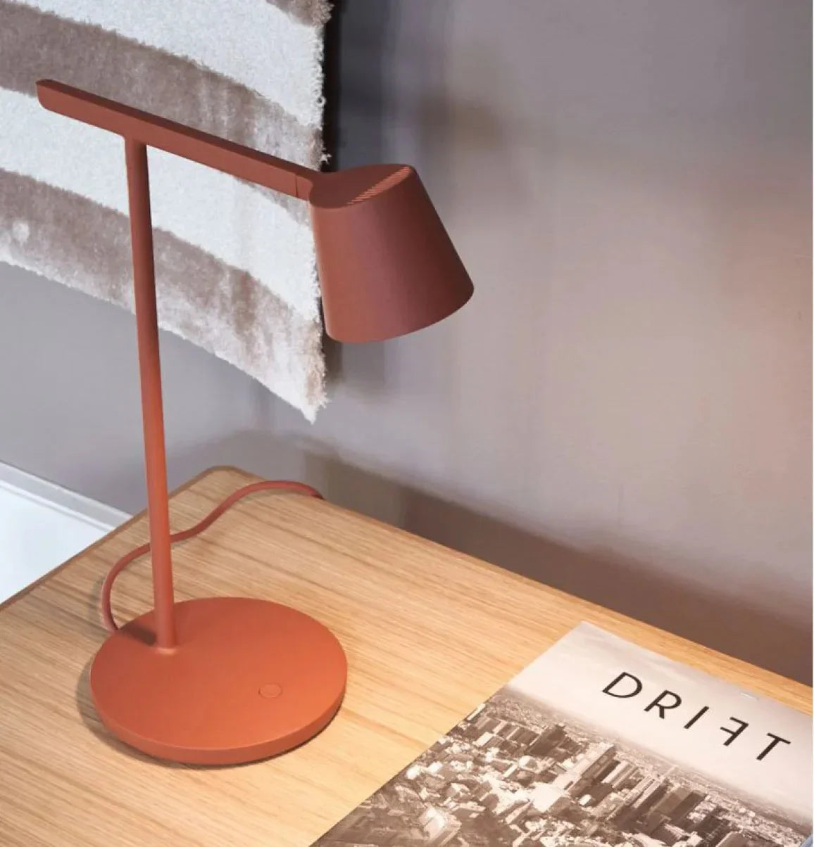 Quinvisa Desk Lamp