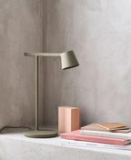 Quinvisa Desk Lamp
