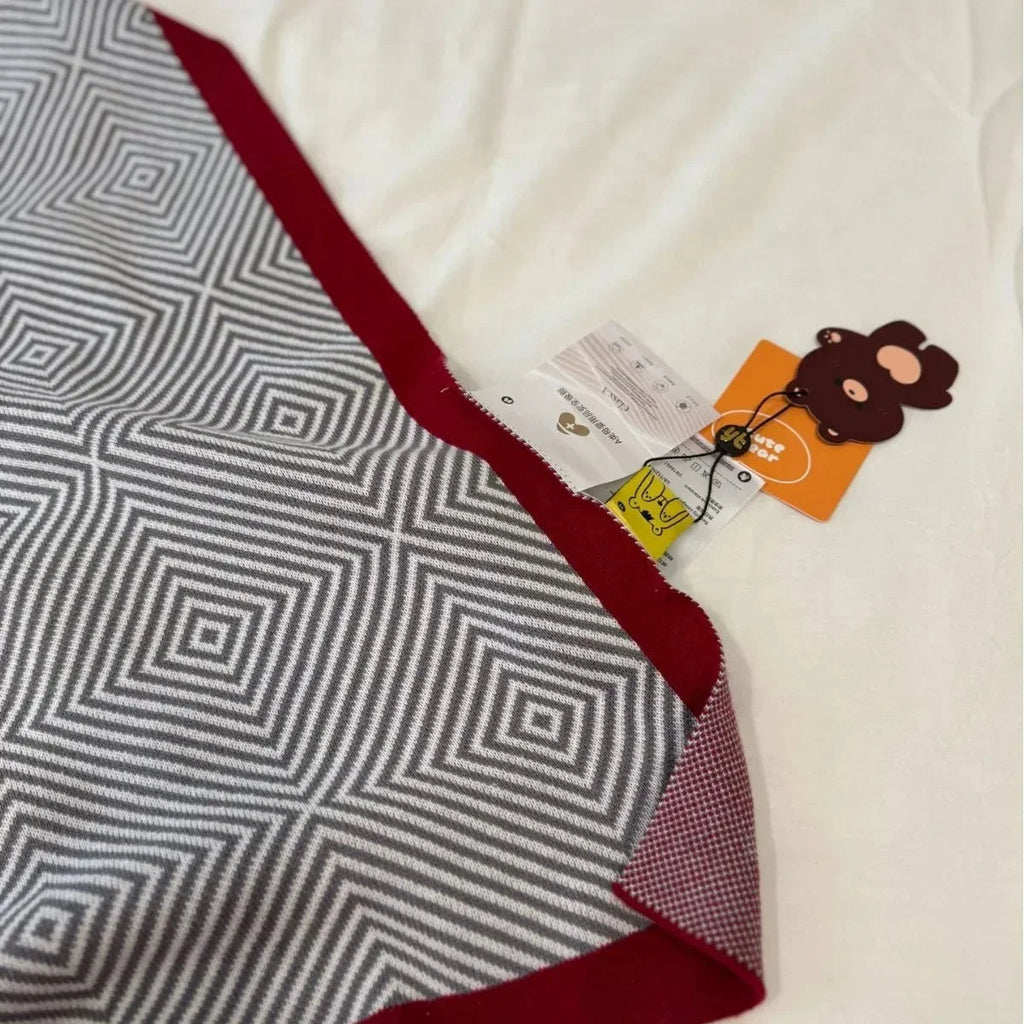 Relmola Throw Blanket