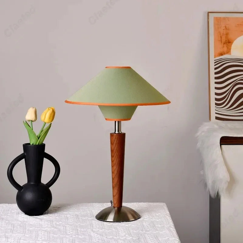 Relstarno Table Lamp
