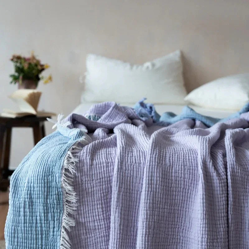 Relvunda Throw Blanket