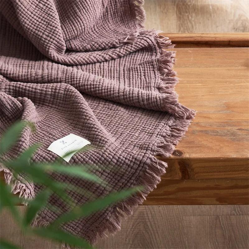 Relvunda Throw Blanket