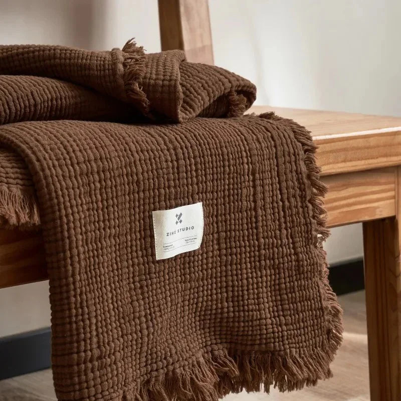 Relvunda Throw Blanket