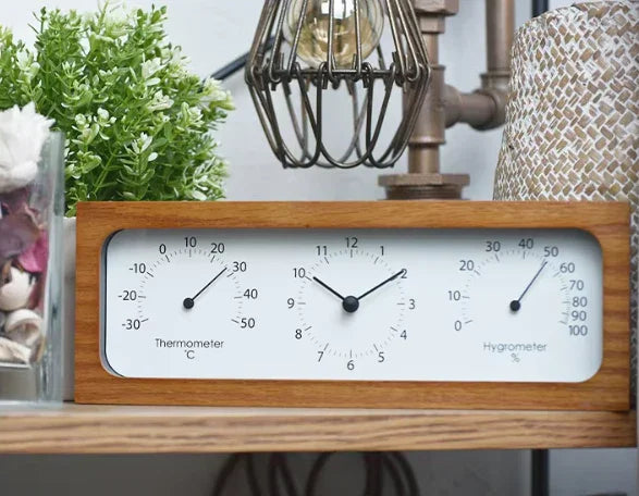 Renndirra Desk Clock