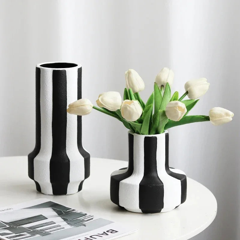 Rennvia Ceramic Vase