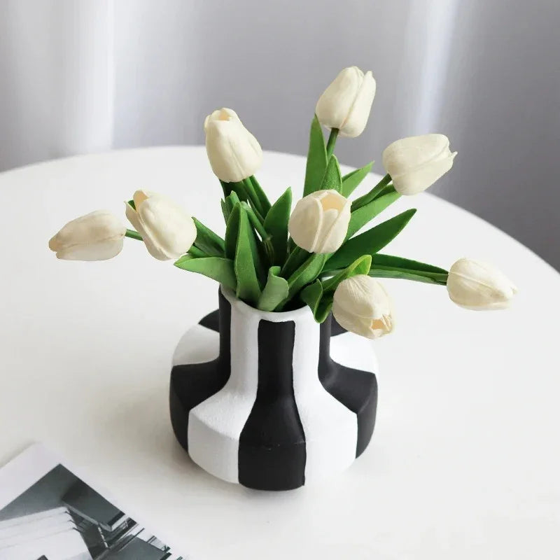 Rennvia Ceramic Vase