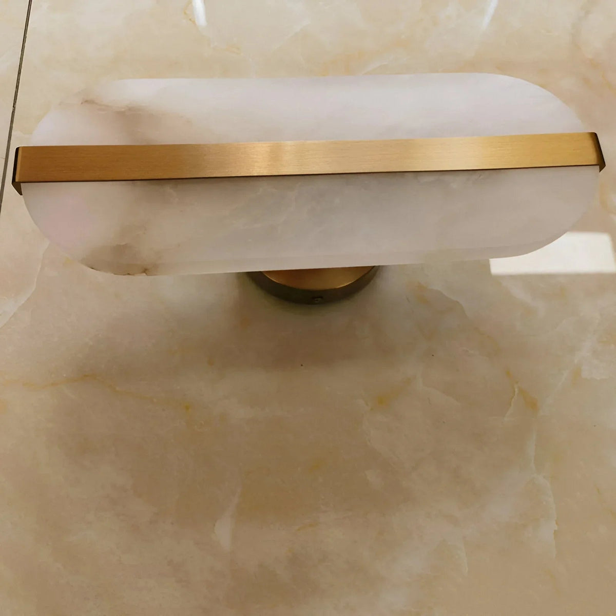 Renstanta Alabaster Wall Lamp