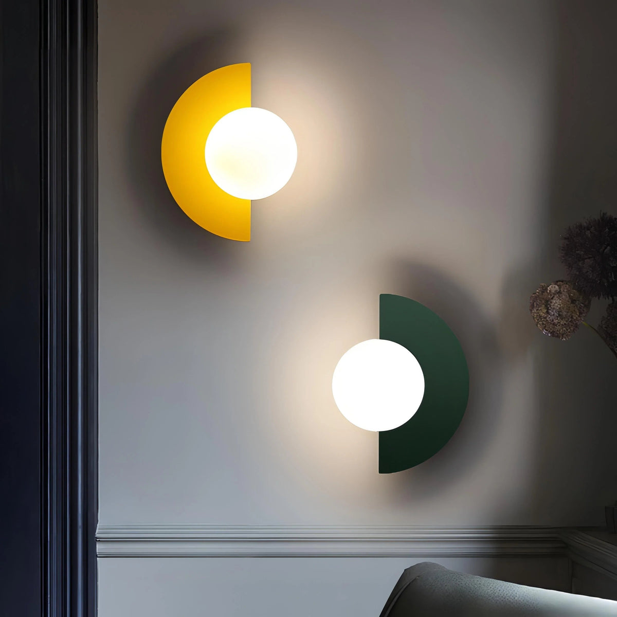 Renstola Wall Lamp
