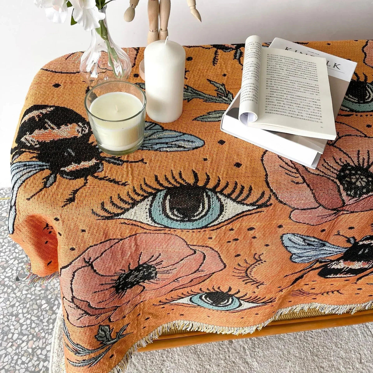Silranta Throw Blanket