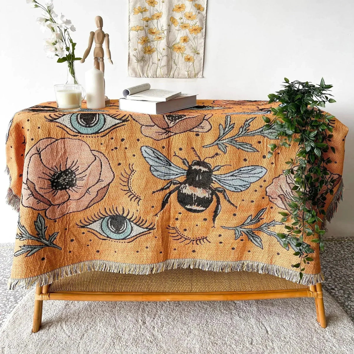 Silranta Throw Blanket