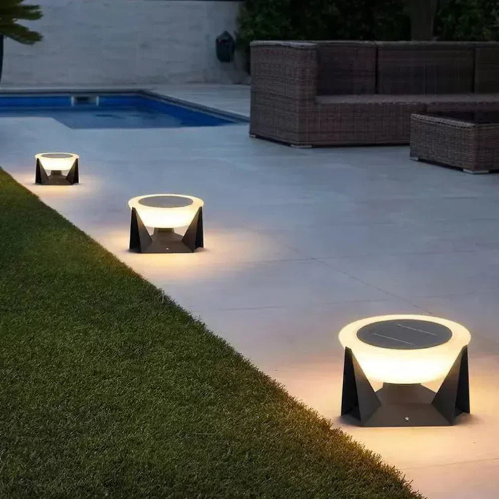 Sorando Solar Outdoor Lamp