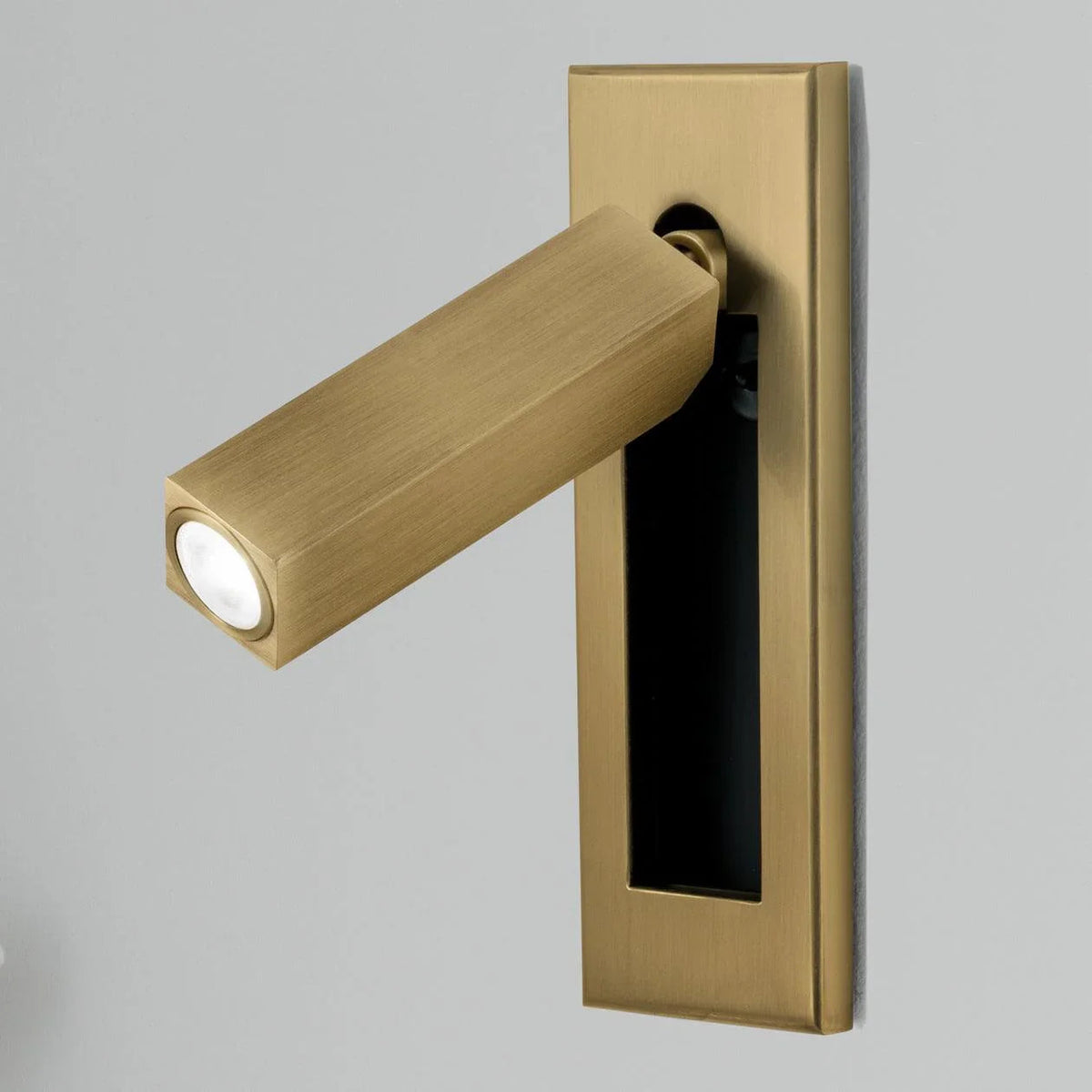 Sornoma Mount Sconce