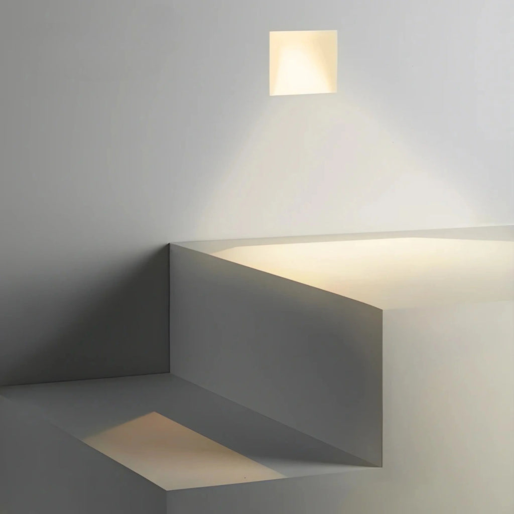 Sorvunda LED Pelvosa Light Collection