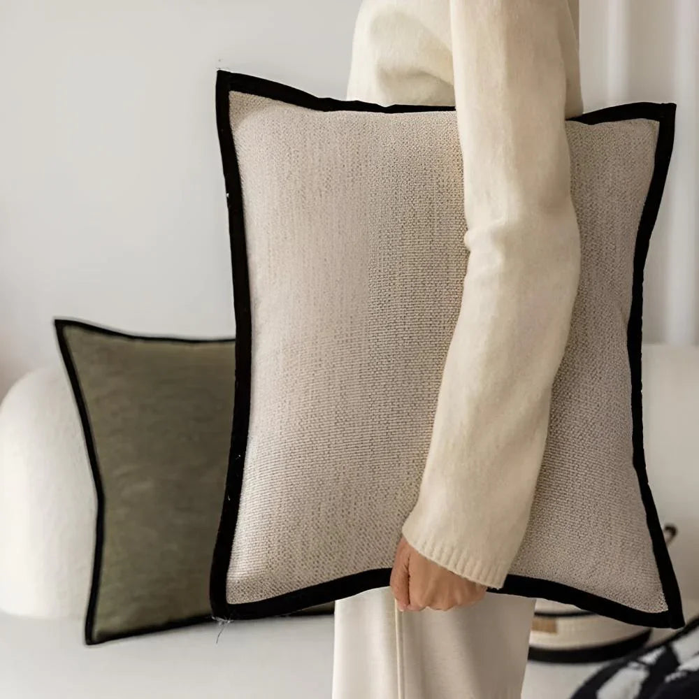Soryra Cushion Cover