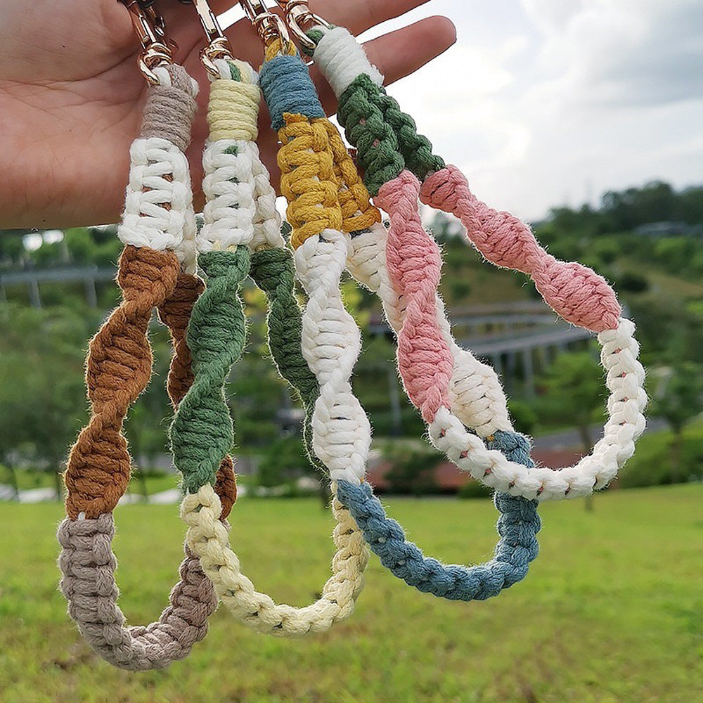 Textured Macrame Keychain Holder | TheKanta