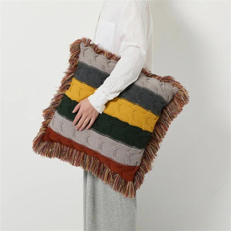 Torndossa Cushion