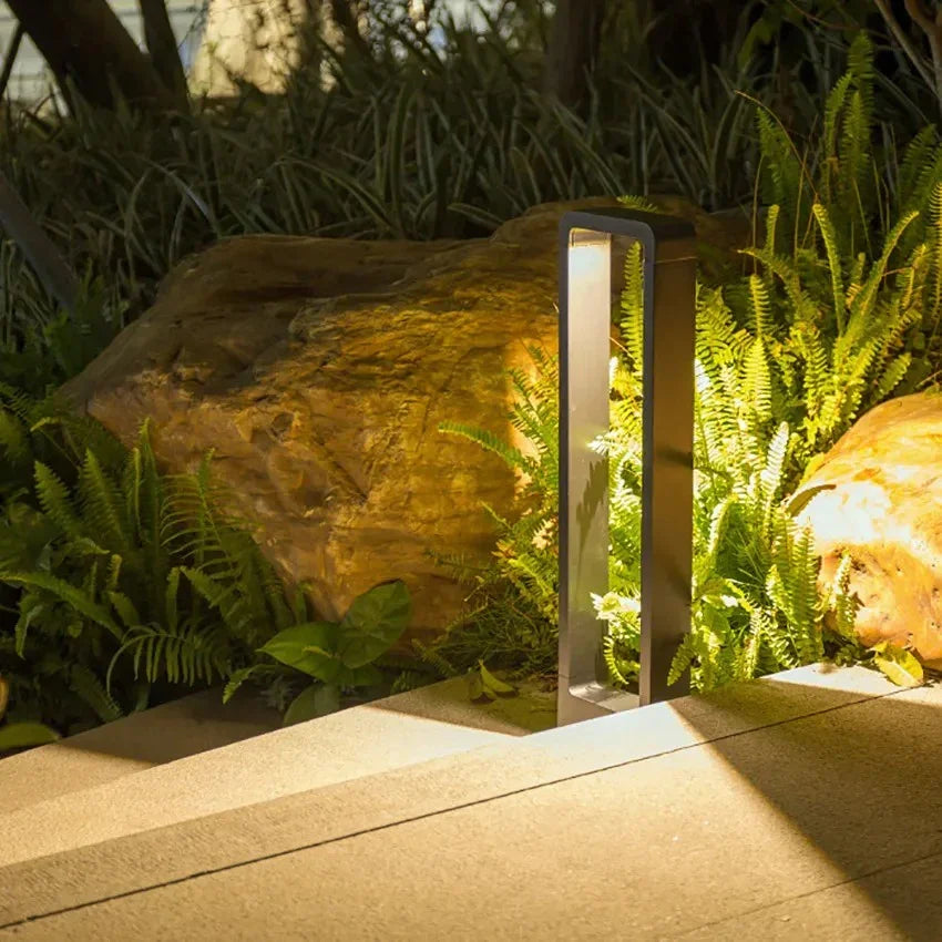 Torrorra LED Garden Light