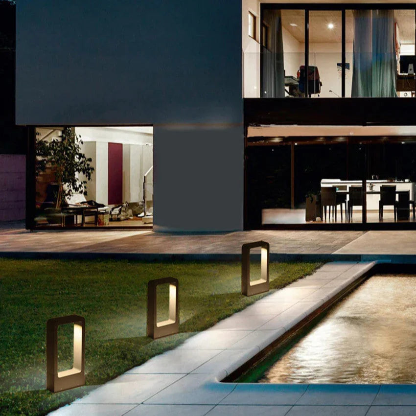 Torrorra LED Garden Light