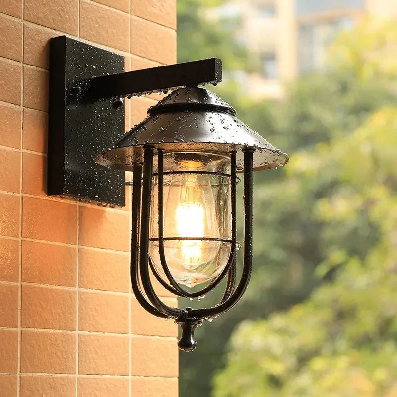 Torseda Outdoor Wall Lamp