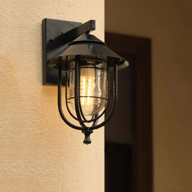 Torseda Outdoor Wall Lamp