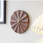 Ulnunda Wall Clock