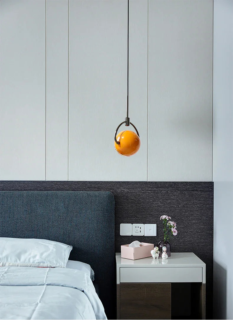 Ultova Pendant Lamp