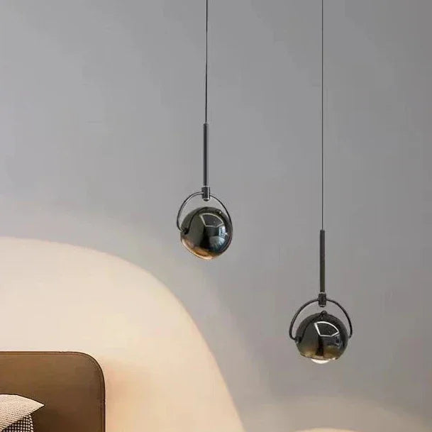 Ultova Pendant Lamp