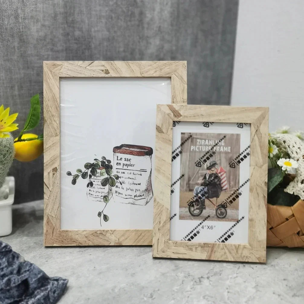 Urfita Photo Frame
