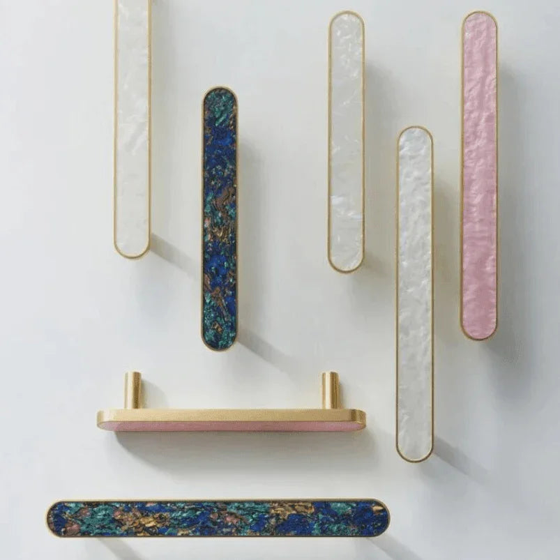 Urtara Brass Knobs