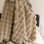 Valunda Polyester Faux Fur Blanket