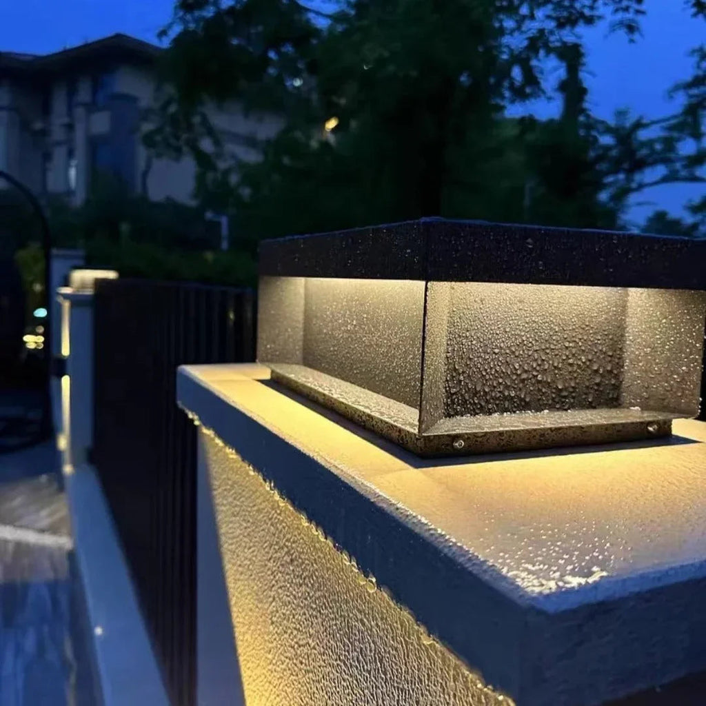 Verbelta Solar Pillar Light