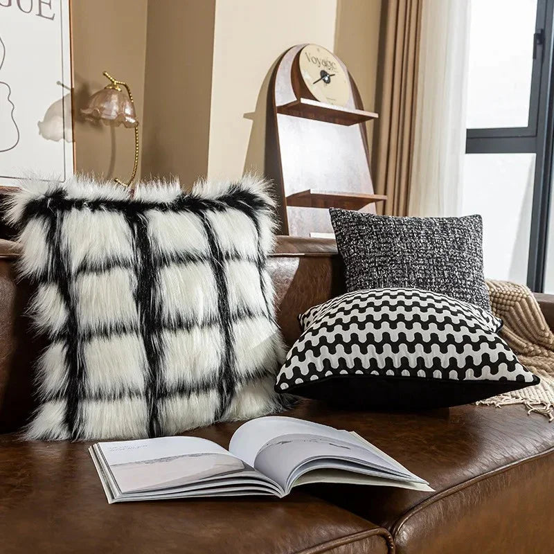 Vermvia Cushion Cover