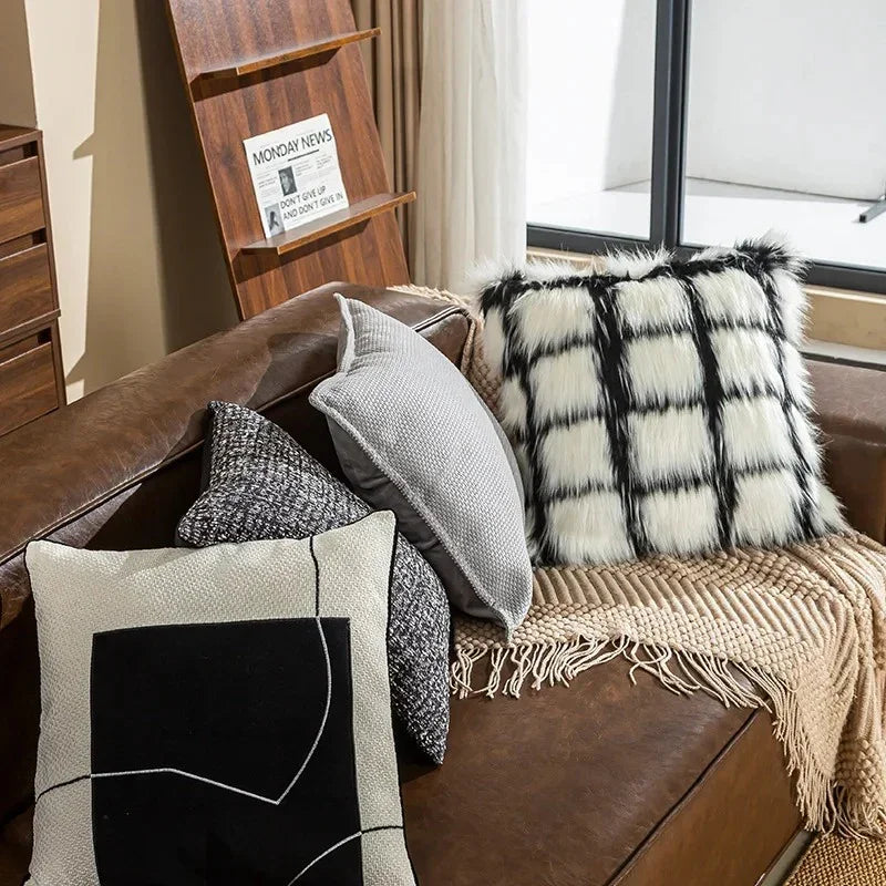Vermvia Cushion Cover