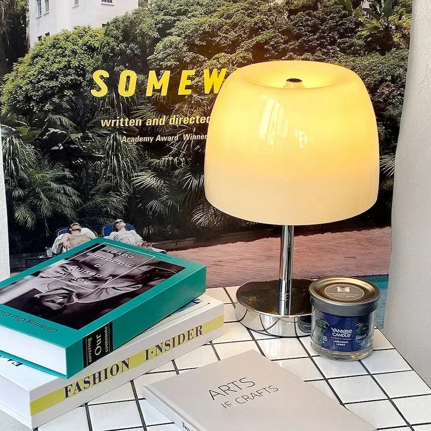 Vermvia Table Lamp