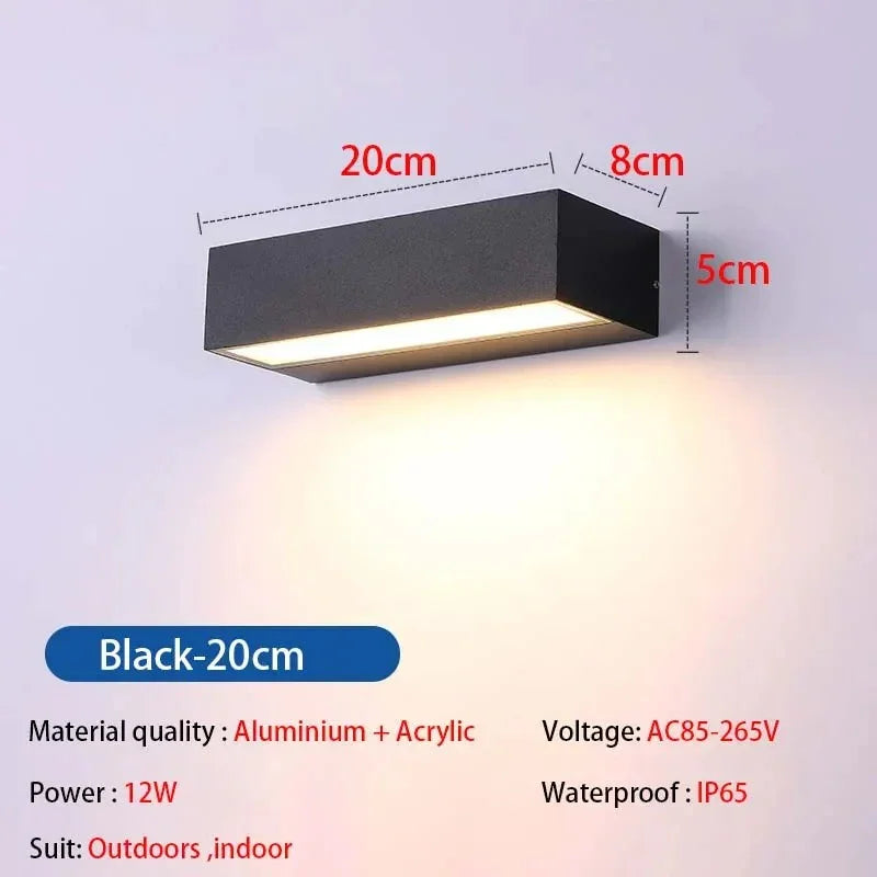 Vertola LED Wall Light