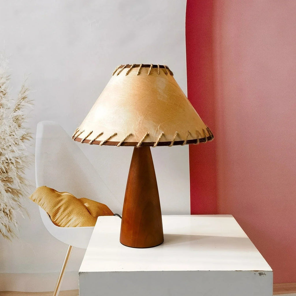 Wenstarno Solid Wood Table Lamp