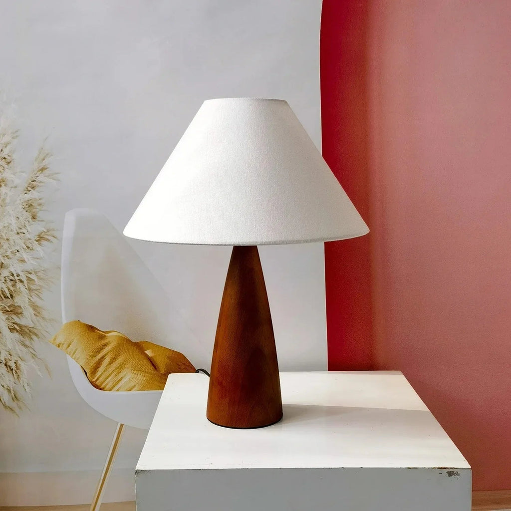 Wenstarno Solid Wood Table Lamp