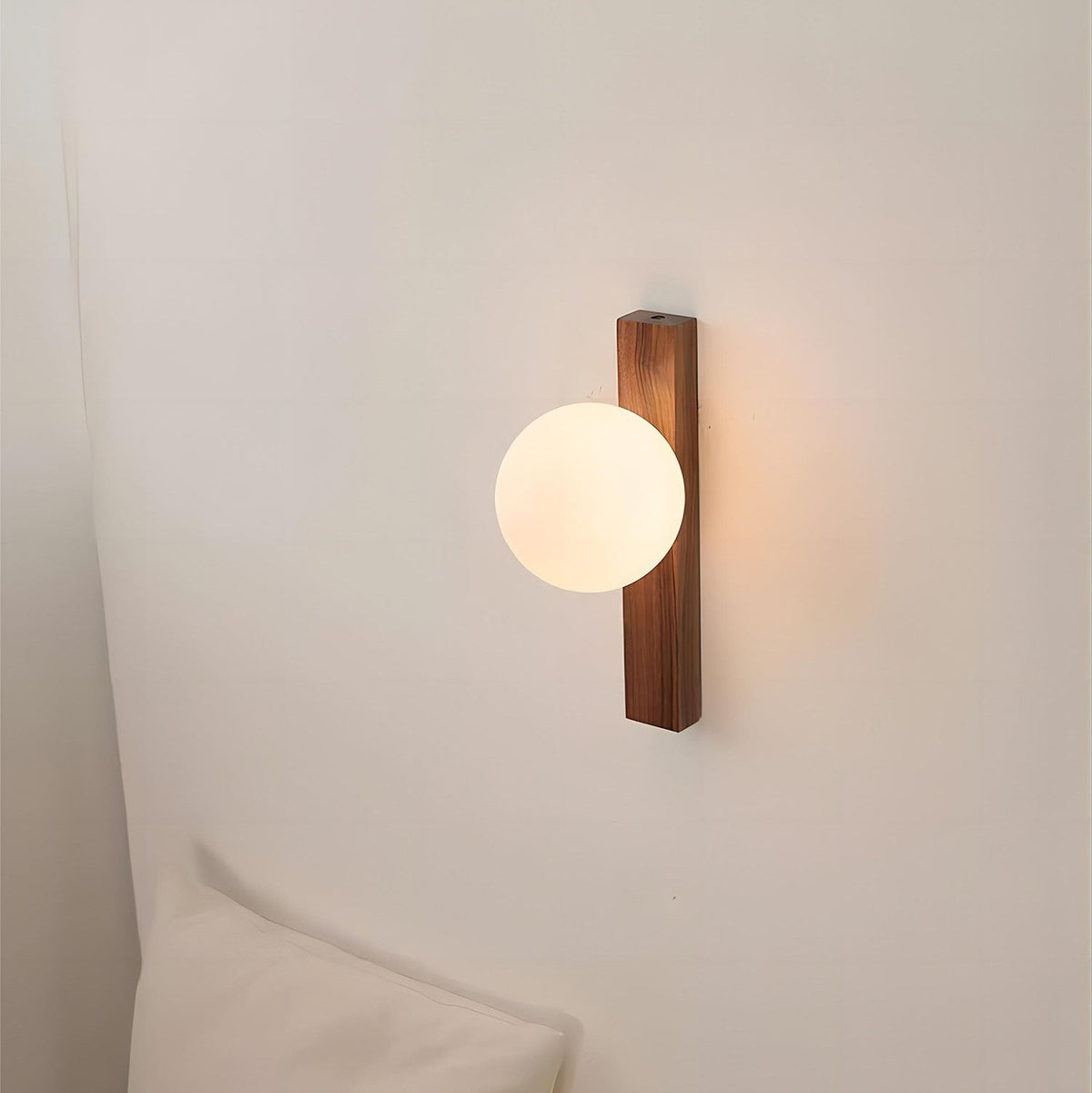 Wentova Wall Lamp