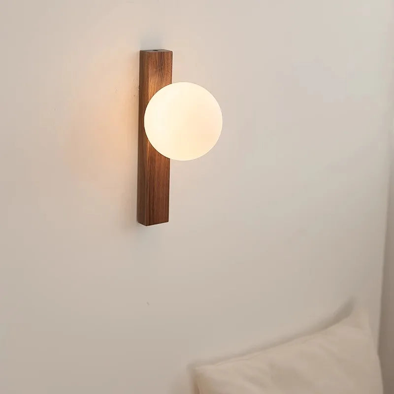 Wentova Wall Lamp