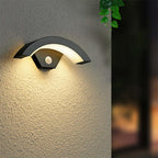 Yarbarno Outdoor Wall Lamp
