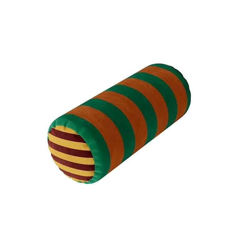 Yarfella Cushion