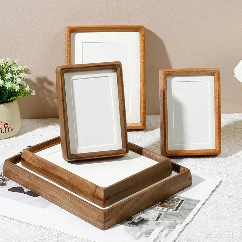 Yarmanta Photo Frame